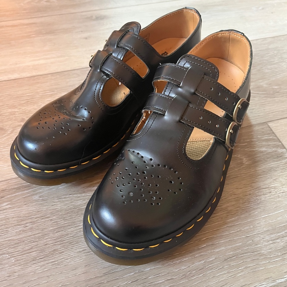 Dr. Martens 8065 Smooth Leather Mary Jane